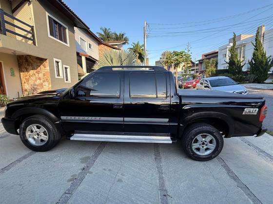 CHEVROLET S10 2.4 MPFI EXECUTIVE 4X2 CD 8V FLEX 4P MANUAL